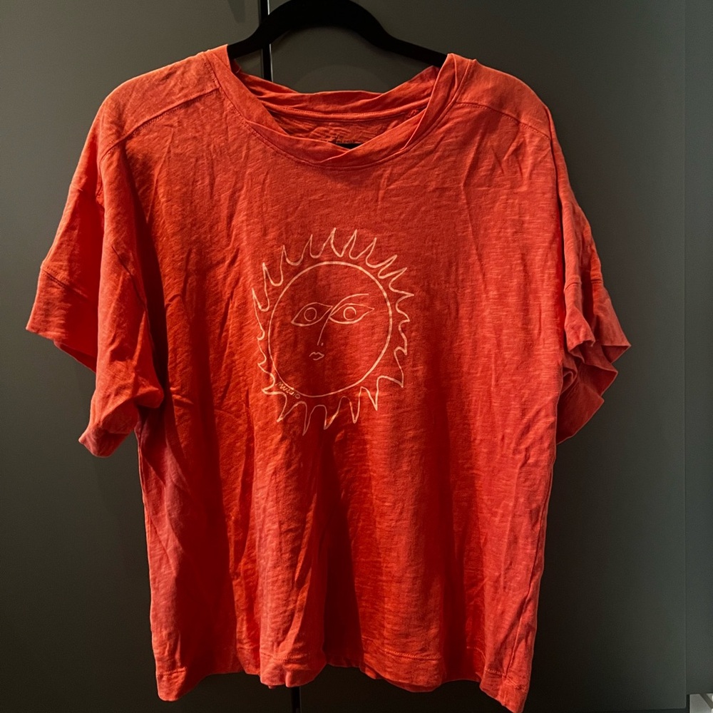 Anthropologie sun tshirt